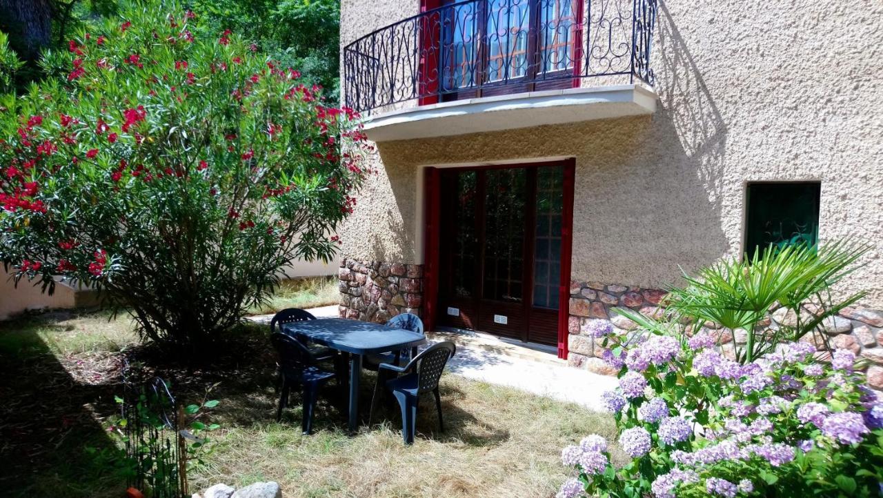 Appartement 48 M2 Avec Jardin Au Rdc Dans Villa A 5 Min A Pied Des Thermes De Vernet-Les-Bains, Location De Samedi A Samedi 外观 照片